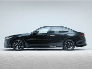 BMW 5 Series 530E M Sport - Image 4