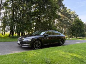 Skoda Superb Style 1.4 TSI 218Hp IV - Image 3