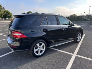 Mercedes-Benz M-Class ML 250 Cdi  4 Matic  Servic - Image 4
