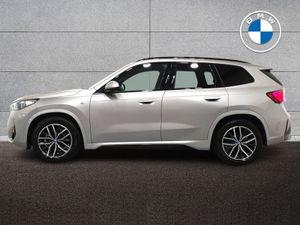 BMW iX1 Edrive20 M Sport - Image 4