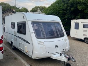 Swift Challenger 6 Berth Fixed Bunkbed Caravan - Image 2