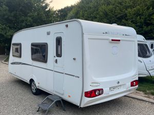Swift Challenger 6 Berth Fixed Bunkbed Caravan - Image 3