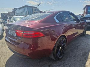 Jaguar XE 2016 - Image 4