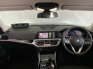BMW 3 Series D 3sbg 4DR Auto - Image 4