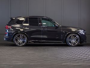242 BMW X5 X-Drive 50e M-Sport - Image 2