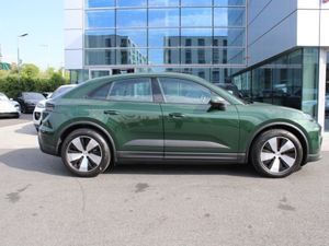 Porsche Macan 4 Electric - Image 4