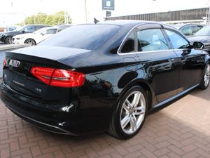 2015 AUDI A4 - Image 4