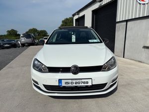 STUNNING 2015 VOLKSWAGEN GOLF PAN ROOF - Image 2