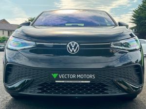 Volkswagen ID.5 Sunroof Family 77kwh 174HP Long R - Image 3