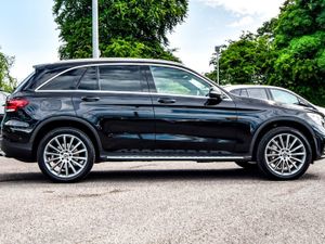 Mercedes-Benz GLC-Class 300de AMG Premium 4matic - Image 3