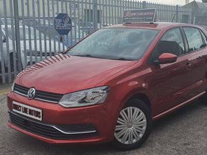 2015 (152) Volkswagen Polo - Image 3
