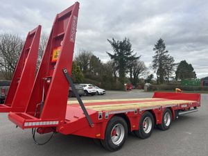 Redrock 24 Ton Tri Axle Low Loader - Image 4