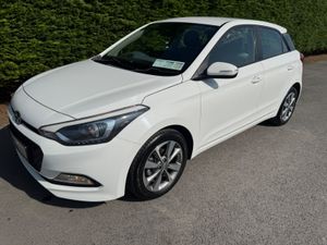 Hyundai i20 2018 1.2 DELUXE 1 OWNER FSH - Image 3