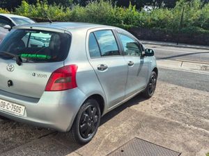 Toyota Yaris 1.0 Vvt-i Terra - Image 4