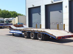 1989 M & G  TRI-AXLE NON-EXTENDABLE LOWLOADER - Image 4