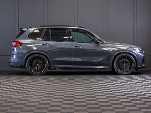 2022 BMW X5 X-Drive 45e M-Sport - Image 2