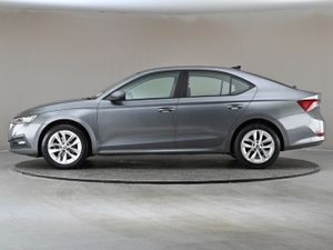 Skoda Octavia Ambition 2.0tdi 6spd 115BHP 5DR - Image 4