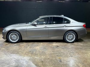 BMW 3-Series 330E - BROWN LEATHER INTERIOR - HEATE - Image 4