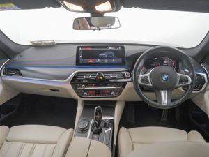 BMW 5 Series 520d M Sport Saloon - Image 4