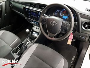 Toyota Auris VAN 1.4 D-4d Terra 4DR - Image 2