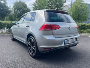 Volkswagen Golf Trendline 1.6 TDI 5DR Auto DSG - Image 3