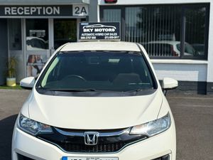 2015 Honda Jazz/Fit 1.5 Hybrid auto Low Miles 45K - Image 2
