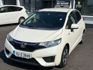 2015 Honda Jazz/Fit 1.5 Hybrid auto Low Miles 20K - Image 4