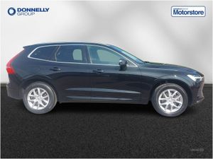 Volvo XC60 2.0 D4 Momentum Pro 5dr AWD Geartronic - Image 3
