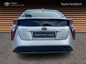Toyota Prius Hybrid Luxury Auto // Sat-nav // Hea - Image 4
