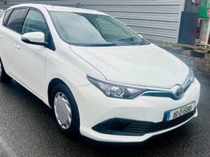 2016 TOYOTA AURIS VAN TAX & DOE IMMACULATE - Image 3