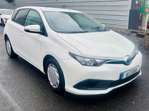 2016 TOYOTA AURIS VAN TAX & DOE IMMACULATE - Image 4