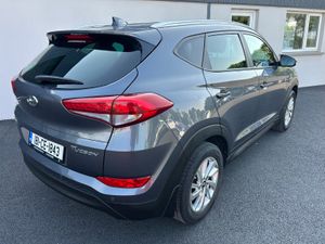 181 Hyundai Tucson 1.7 CRDI Executive - Image 4