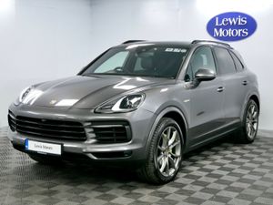 2023 Porsche Cayenne Hybrid - Image 4
