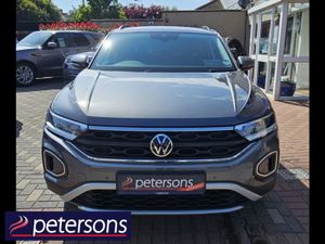 Volkswagen T-Roc Life 2.0 TDI Manual 6speed FWD 1 - Image 4
