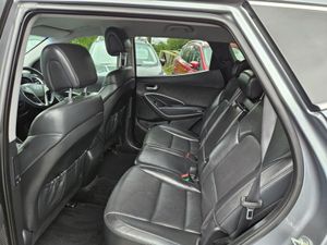 Hyundai Santa Fe Executive Automatic - Image 2