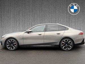 BMW 5 Series 530e M Sport Pro Saloon - Image 4