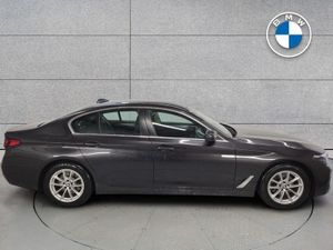 BMW 5 Series 520d SE Saloon - Image 4