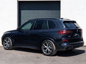 BMW X5 Xdrive45e M Sport PRO Pack - Image 2