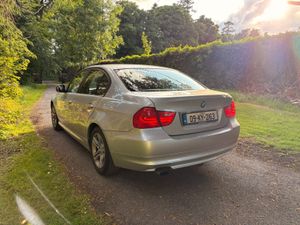 2009 BMW 3-Series 2.0L, NCT & Tax until November! - Image 2