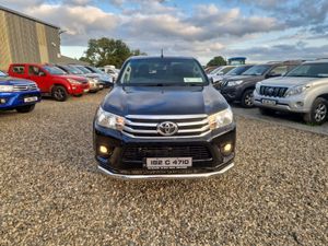Toyota Hilux 2.4 D4D SR5 With Extras - Image 2
