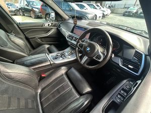 192 BMW X5 MSPORT 3.0D 7 SEATER - Image 4