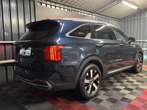 2022 Kia Sorento  K4 7 Seat Automatic 2.2 - Image 3