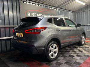 2018 Nissan Qashqai 1.2 Petrol High-Spec - Image 3