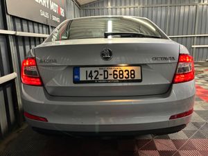2014 142 Skoda Octavia 1.6 Diesel elegance - Image 2