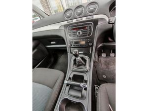 FORD GALAXY 1.6 TDCI ZETEC 113BHP 5 5DR - Image 2