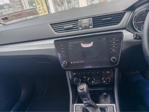 SKODA SUPERB AMBITION 2.0 TDI 150HP 4 4DR - Image 2
