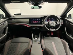 Skoda Octavia RS Combi DSG 2.0tdi 200BHP - Revers - Image 4