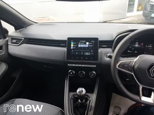 Renault Clio TCe 90 Dfull Techno - Image 2