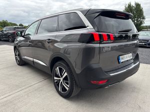 STUNNING 2018 PEUGEOT 5008 GT LINE - Image 4