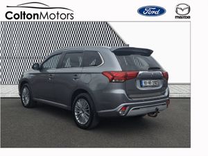 Mitsubishi Outlander 2.4l Plug-in EV Instyle 5 Se - Image 4
